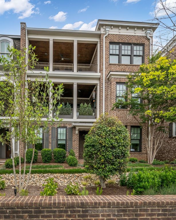 3608A West End Ave, Nashville, TN 37205