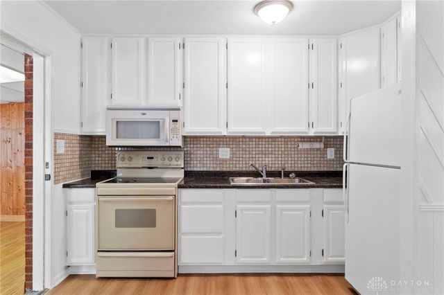 1469 Ironwood Drive, Fairborn, OH 45324