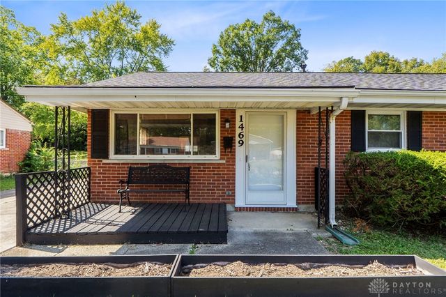 1469 Ironwood Drive, Fairborn, OH 45324