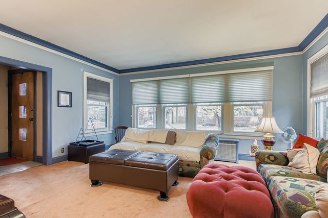 10522 S Leavitt Street, Chicago, IL 60643