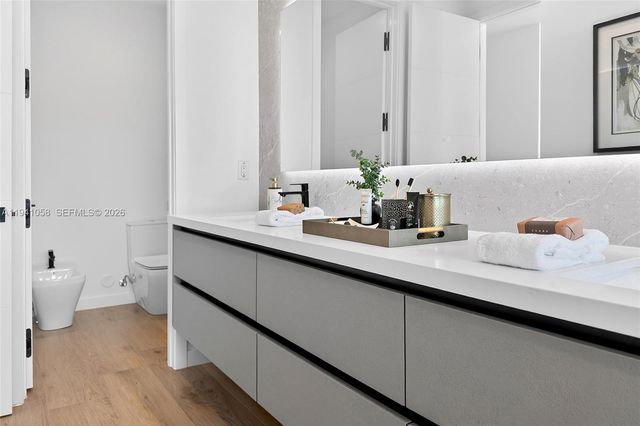 3084 Indiana St, Miami, FL 33133