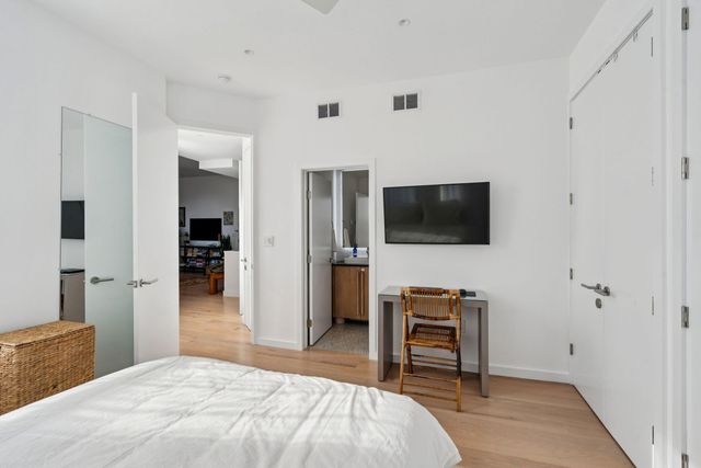 55 Ashley Avenue 17, Charleston, SC 29401