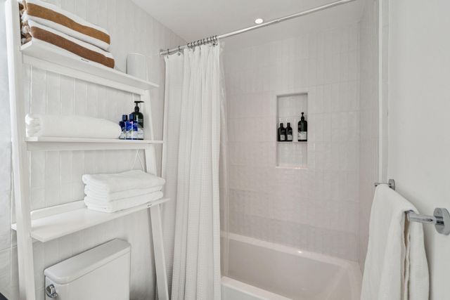 55 Ashley Avenue 17, Charleston, SC 29401