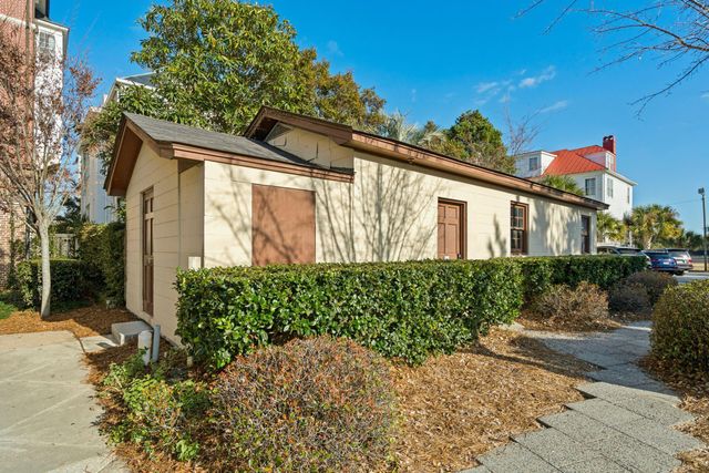 55 Ashley Avenue 17, Charleston, SC 29401