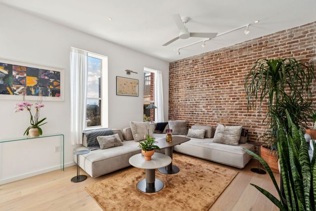55 Ashley Avenue 17, Charleston, SC 29401