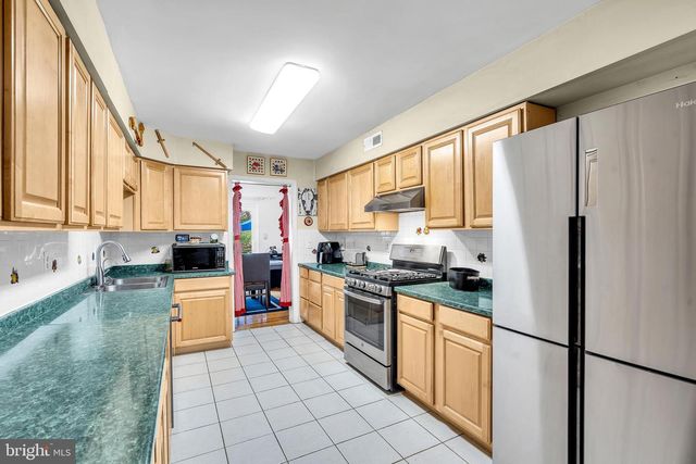 168 THOREAU DR, Plainsboro, NJ 08536