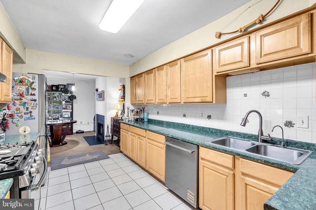 168 THOREAU DR, Plainsboro, NJ 08536