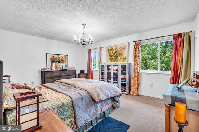 168 THOREAU DR, Plainsboro, NJ 08536