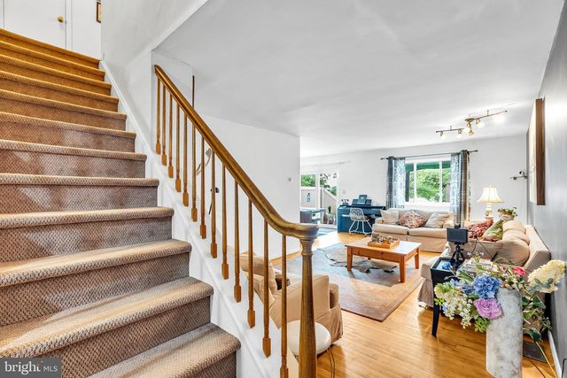 168 THOREAU DR, Plainsboro, NJ 08536