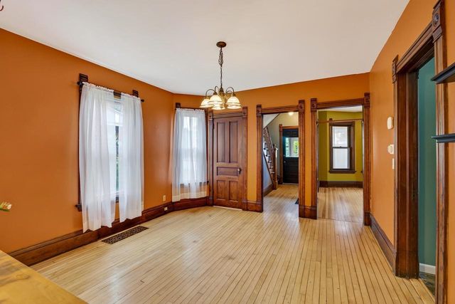 1963 E Washington Avenue, Madison, WI 53704