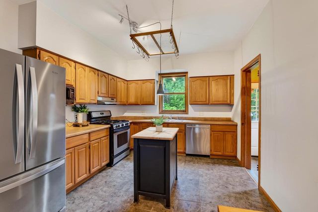 1963 E Washington Avenue, Madison, WI 53704