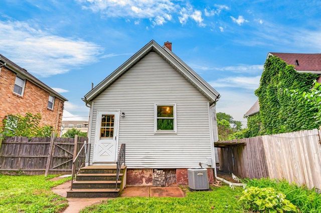 1963 E Washington Avenue, Madison, WI 53704