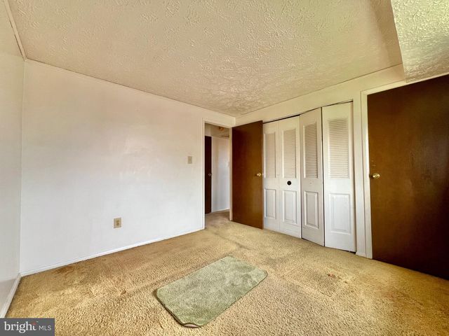 999-L HEATHER RIDGE DR #2L, Frederick, MD 21702