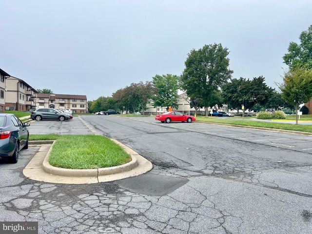 999-L HEATHER RIDGE DR #2L, Frederick, MD 21702