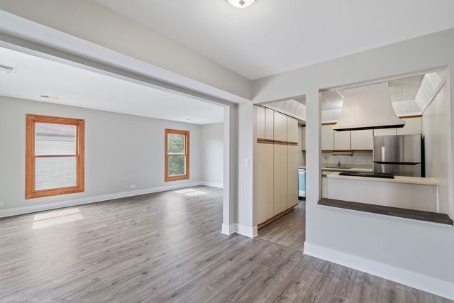 1808 Fayette Walk Avenue H, Hoffman Estates, IL 60194