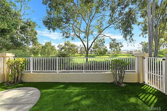 28 Cascada, Rancho Santa Margarita, CA 92688