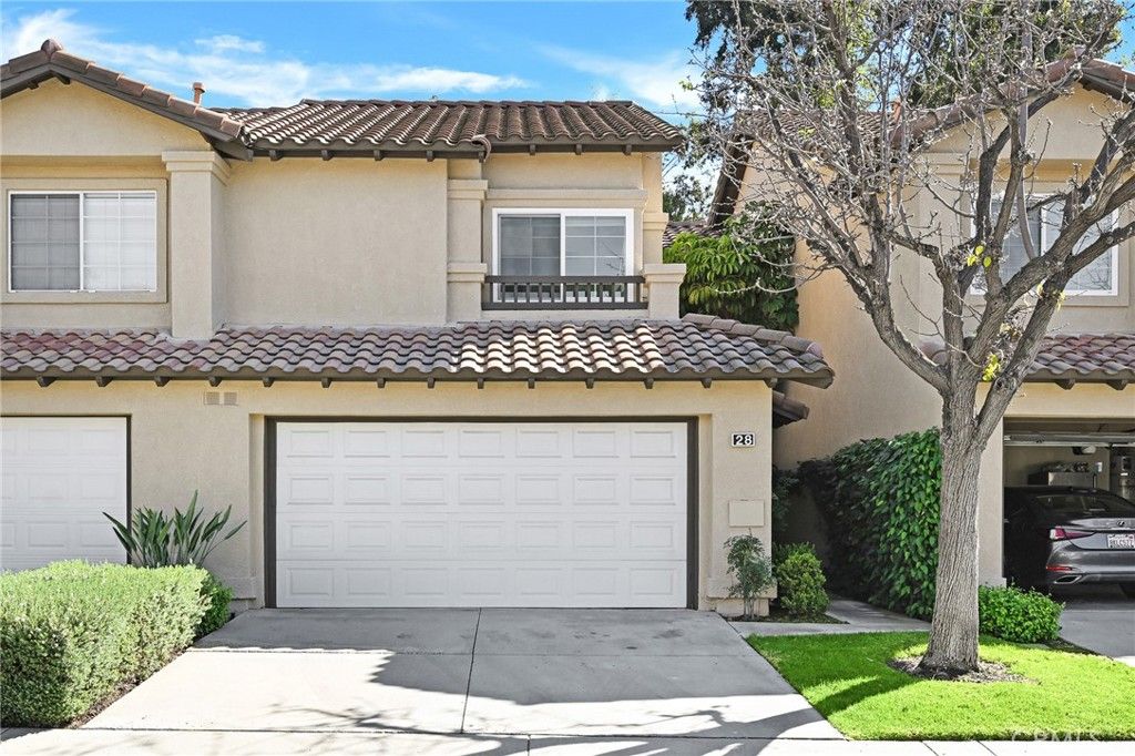28 Cascada, Rancho Santa Margarita, CA 92688