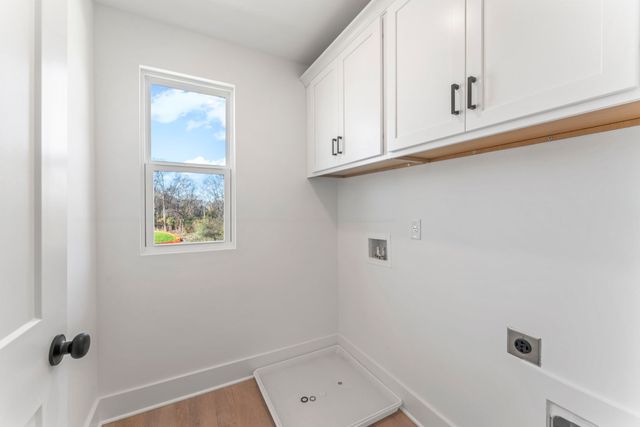 1232 Valley Ridge Drive, Gallatin, TN 37066