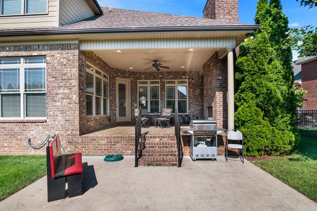 3202 Folcroft Dr, Murfreesboro, TN 37130