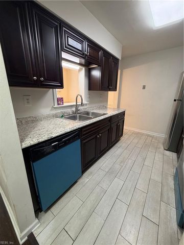 5501 Amhurst CT, Virginia Beach, VA 23462