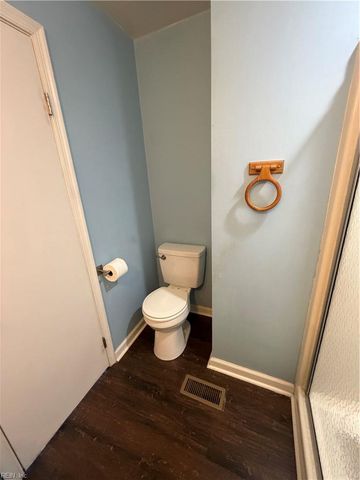 5501 Amhurst CT, Virginia Beach, VA 23462