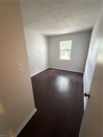 5501 Amhurst CT, Virginia Beach, VA 23462
