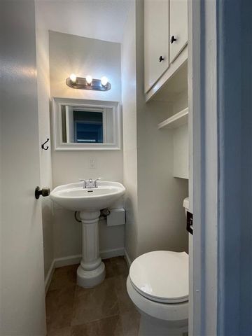 1400 Cactus Drive, Lake Charles, LA 70607