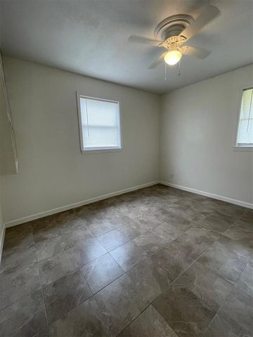 1400 Cactus Drive, Lake Charles, LA 70607