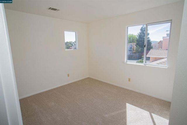 116 Bayhurst Dr, Vallejo, CA 94591