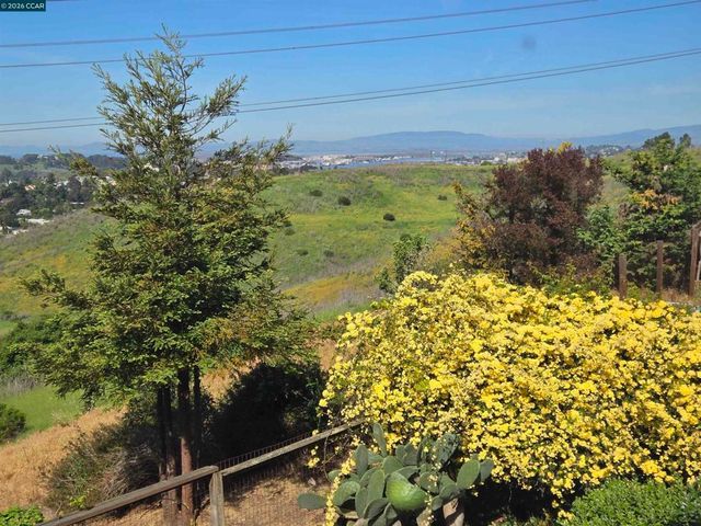 116 Bayhurst Dr, Vallejo, CA 94591