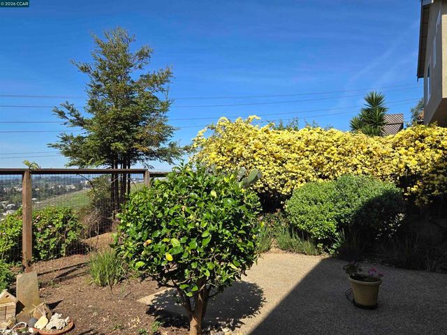 116 Bayhurst Dr, Vallejo, CA 94591
