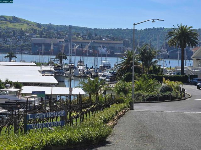 116 Bayhurst Dr, Vallejo, CA 94591