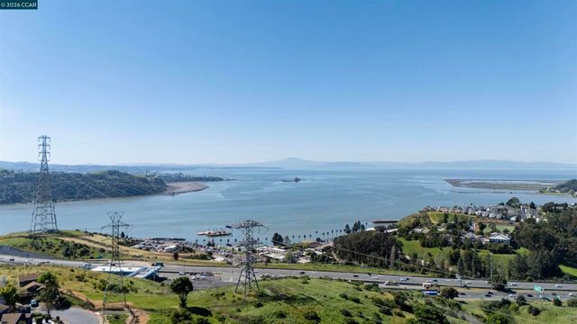 116 Bayhurst Dr, Vallejo, CA 94591