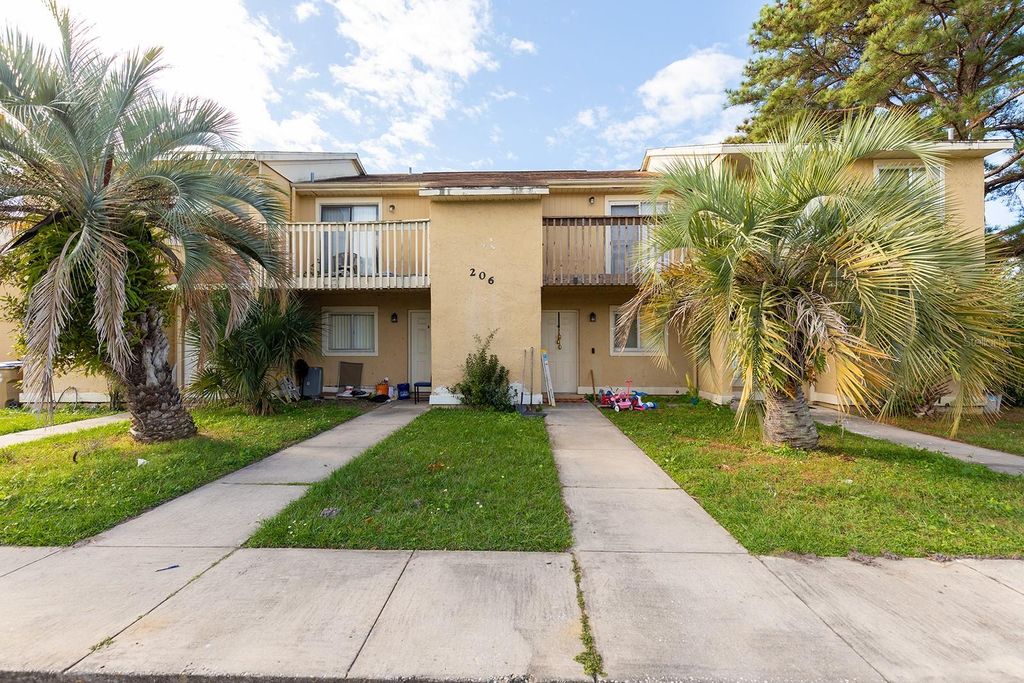 206 WATTS LANE, Kissimmee, FL 34743