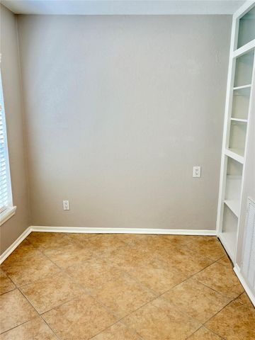 2630 Arlington Street, Houston, TX 77008