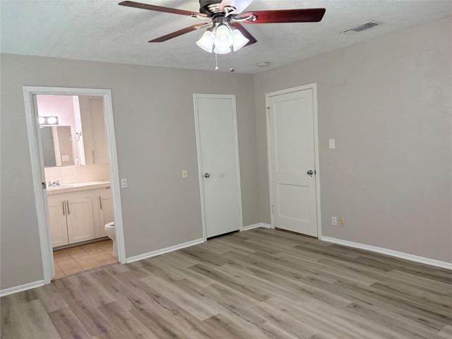 2630 Arlington Street, Houston, TX 77008