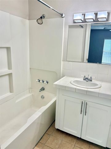 2630 Arlington Street, Houston, TX 77008