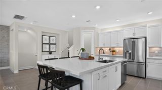 933 Treble, Irvine, CA 92618
