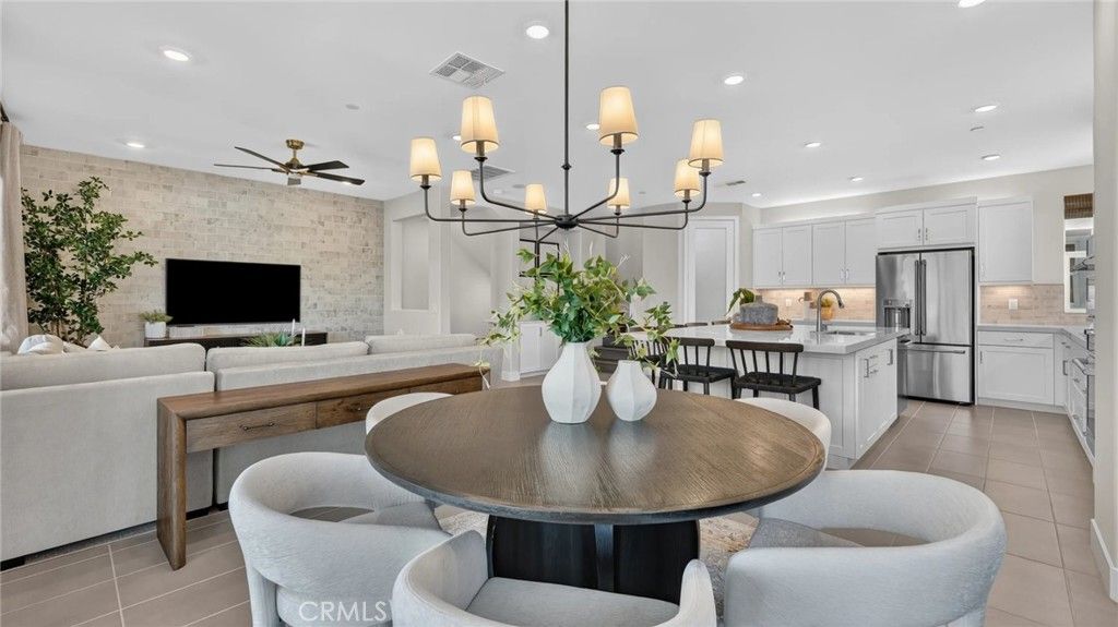 933 Treble, Irvine, CA 92618 — photo 4