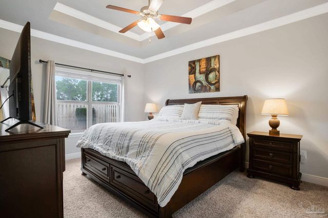 1696 Waterford Sound Blvd, Gulf Breeze, FL 32563