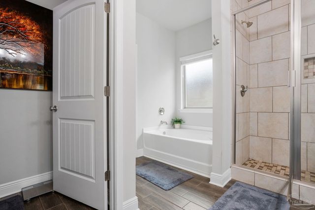 1696 Waterford Sound Blvd, Gulf Breeze, FL 32563