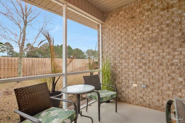 1696 Waterford Sound Blvd, Gulf Breeze, FL 32563