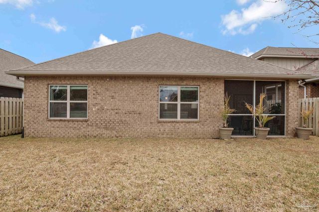 1696 Waterford Sound Blvd, Gulf Breeze, FL 32563