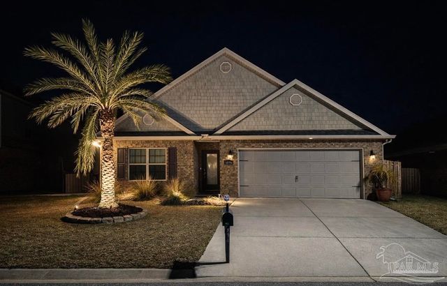 1696 Waterford Sound Blvd, Gulf Breeze, FL 32563