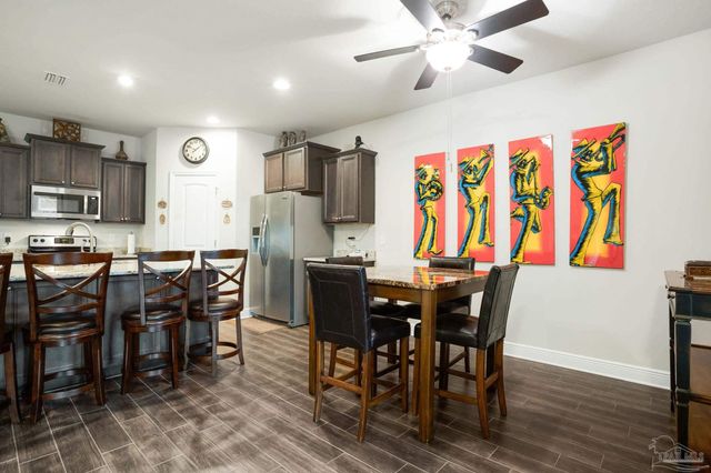 1696 Waterford Sound Blvd, Gulf Breeze, FL 32563