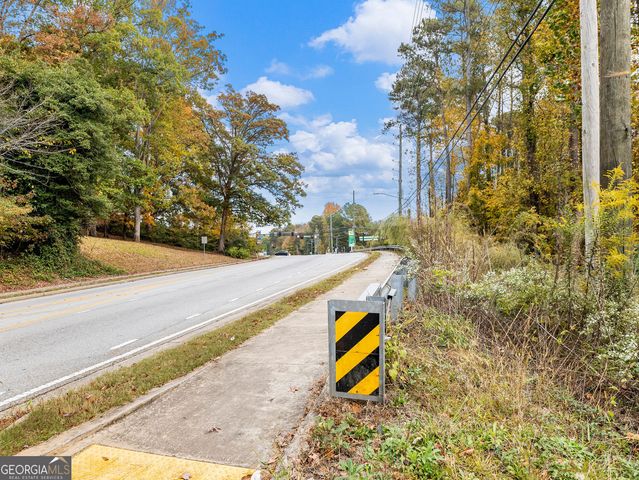 2773 River Road, Ellenwood, GA 30294