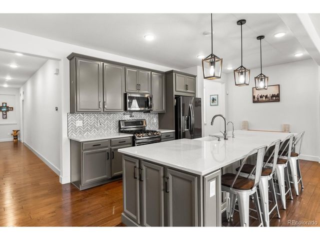 15920 Buffalo Run Dr, Commerce City, CO 80022
