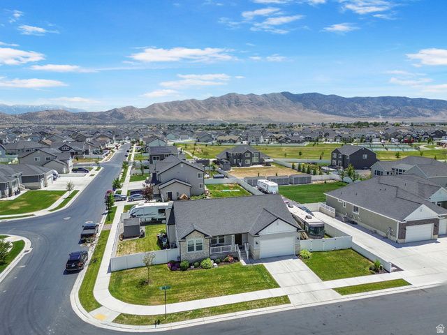 4764 N GUNSIGHT PEAK DR, Eagle Mountain, UT 84005