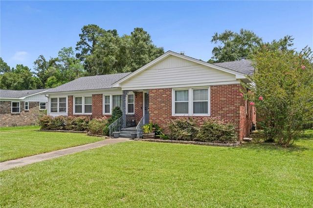 2915 Brierwood Drive, Mobile, AL 36606