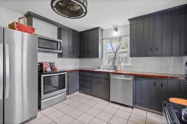 2915 Brierwood Drive, Mobile, AL 36606